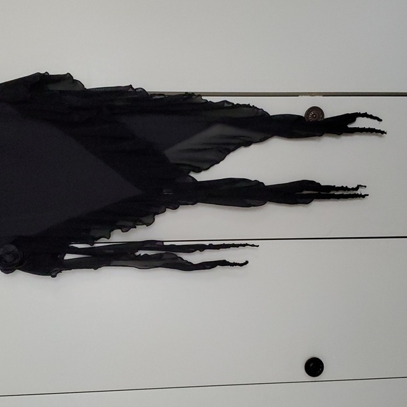 Shein's Curve MOD Black Asymmetric Hem Skirt - Picture 9 of 12